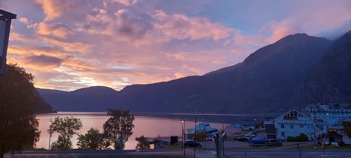 Ingen cruiseskip - ingen regn -   bare dette ! #Eidfjord