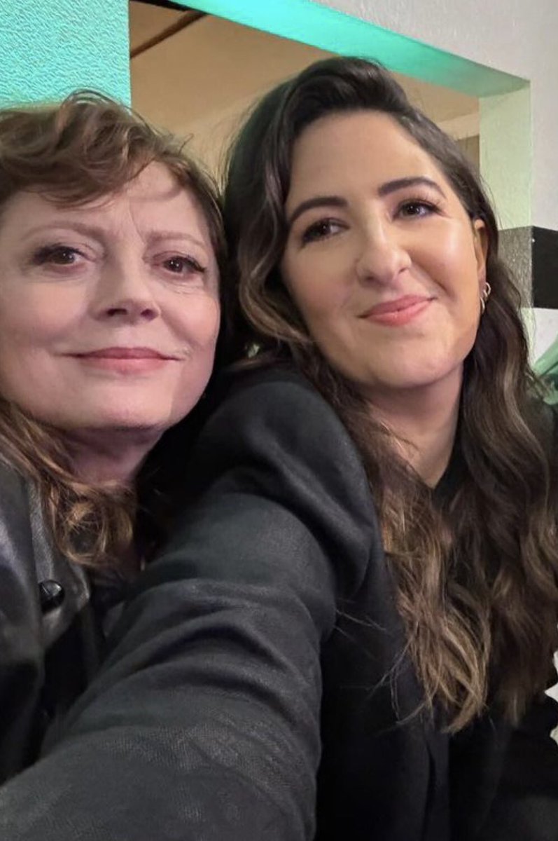 xena_and_gabby's tweet image. I can&apos;t wait for this movie and more red carpet shenanigans!!! #TheGutter