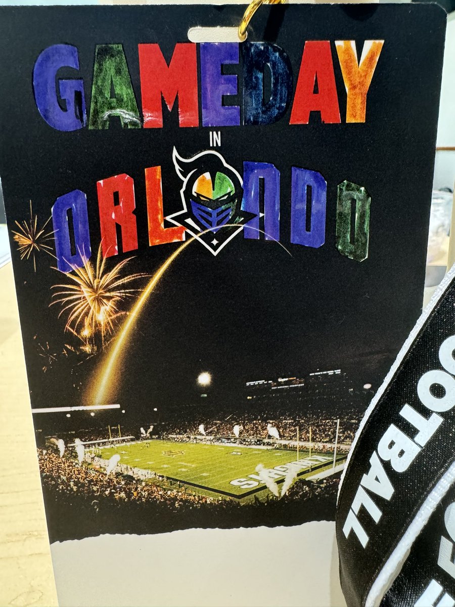 Lee Davis (@leewdavis17) on Twitter photo We also had some help with our recruiting credentials this week! 🎨
Thank you <a href="/APHospital/">Arnold Palmer Hospital for Children</a> ❤️ We also had some help with our recruiting credentials this week! 🎨
Thank you <a href="/APHospital/">Arnold Palmer Hospital for Children</a> ❤️