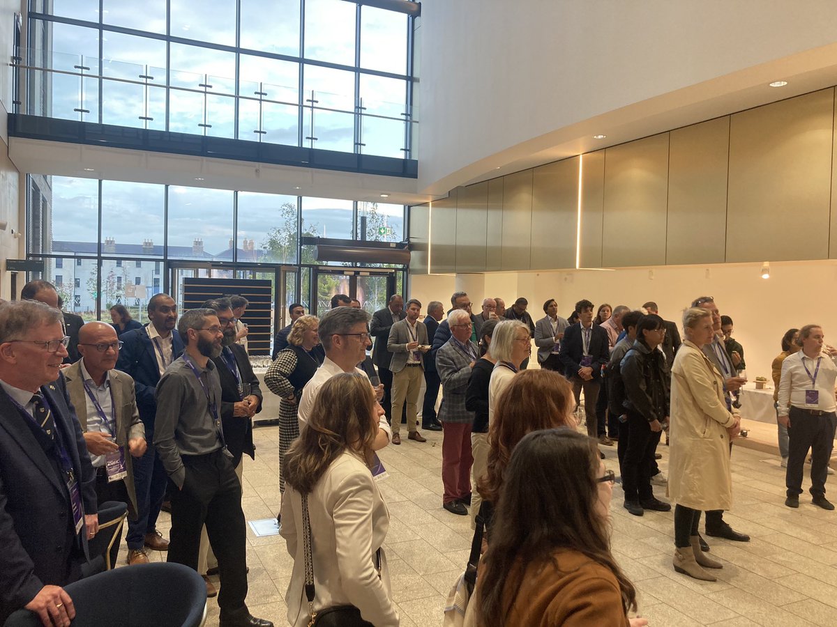 SharonKindleys's tweet photo. Great evening with the #LogisticsResearchNetwork #LRN24 @cilt_global @CILTIRL @ciltuk @ProfEdSweeney https://t.co/2ktoY2pqJW