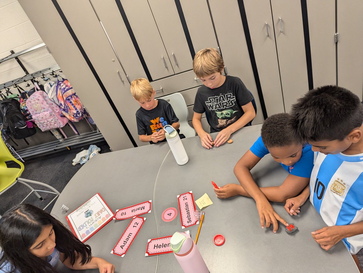 Sara Lynn Davis tweet media