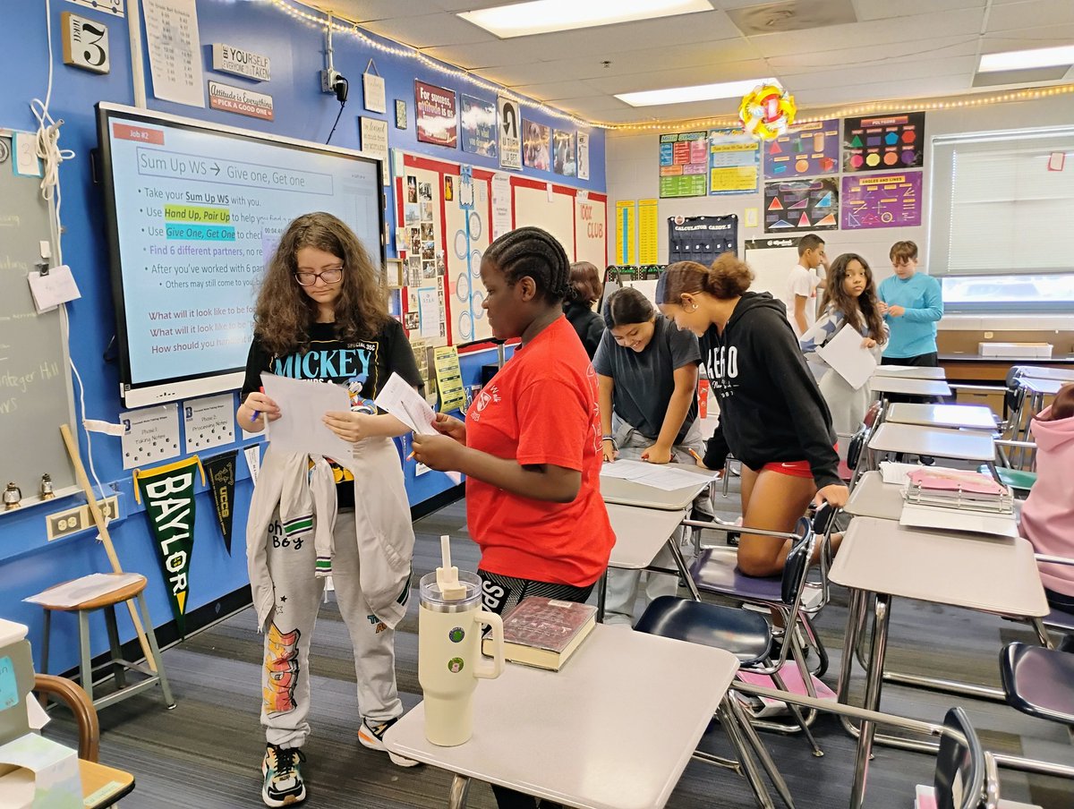 MrsDouglas3isd's tweet image. Students explained their reasoning today during a quick @AVID4College WICOR give-one-get-one activity.#BearsRising  #ISDStrong #ISDMath @BinghamBears