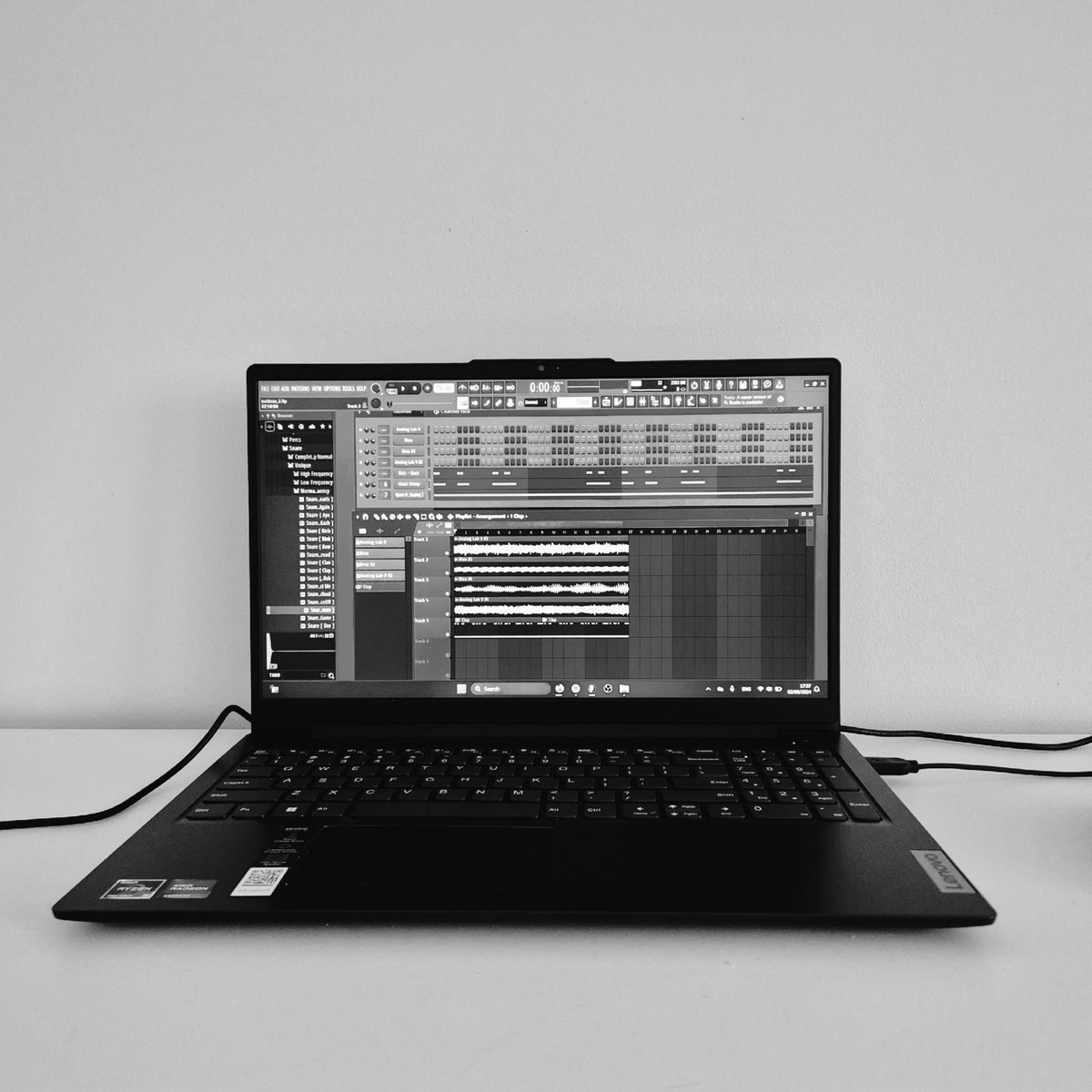 ProdBySample's tweet image. allineedismylaptop.
