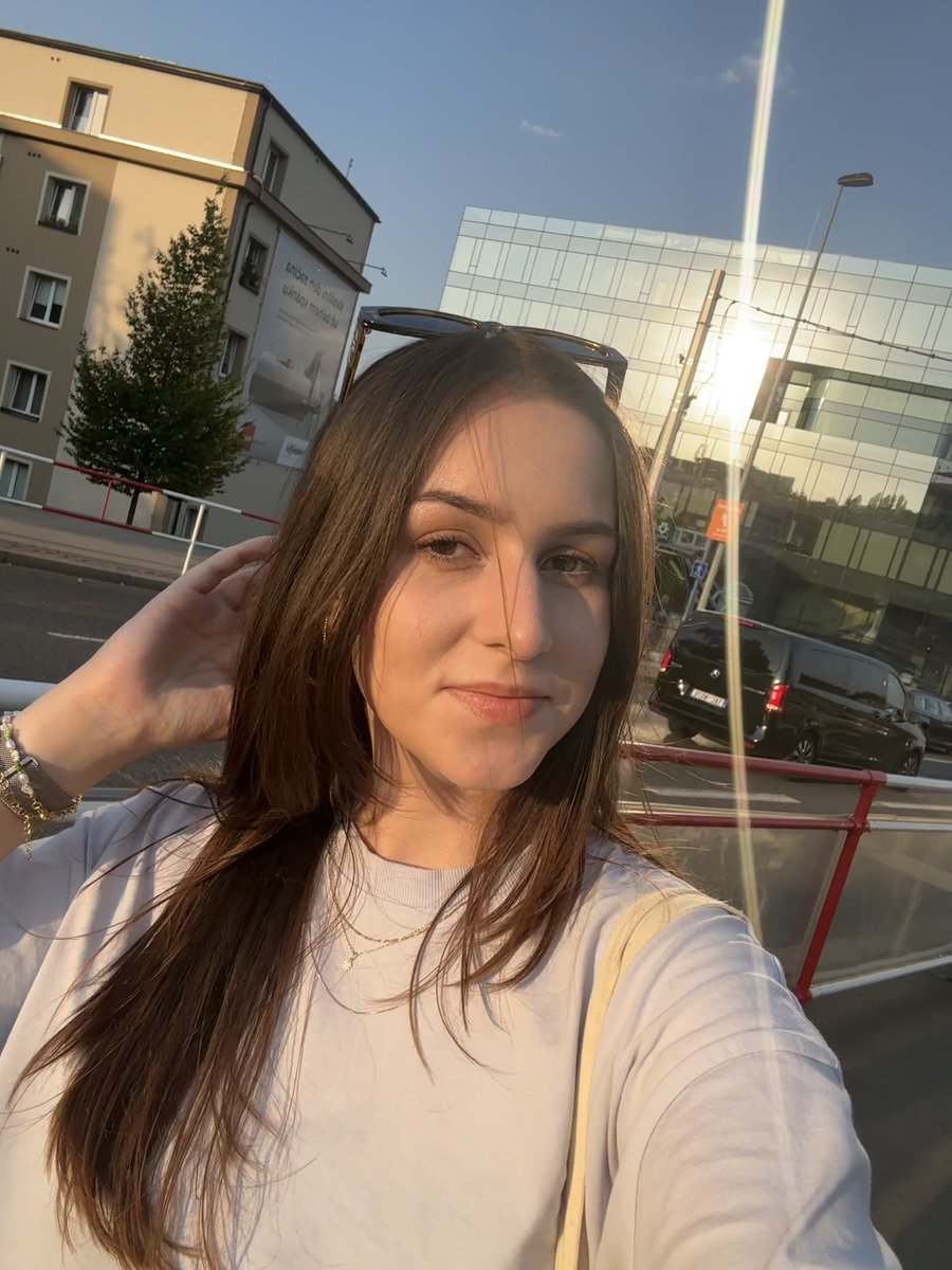 Anča tweet media