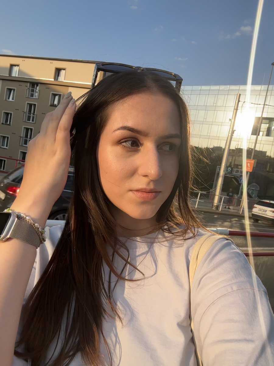 Anča tweet media