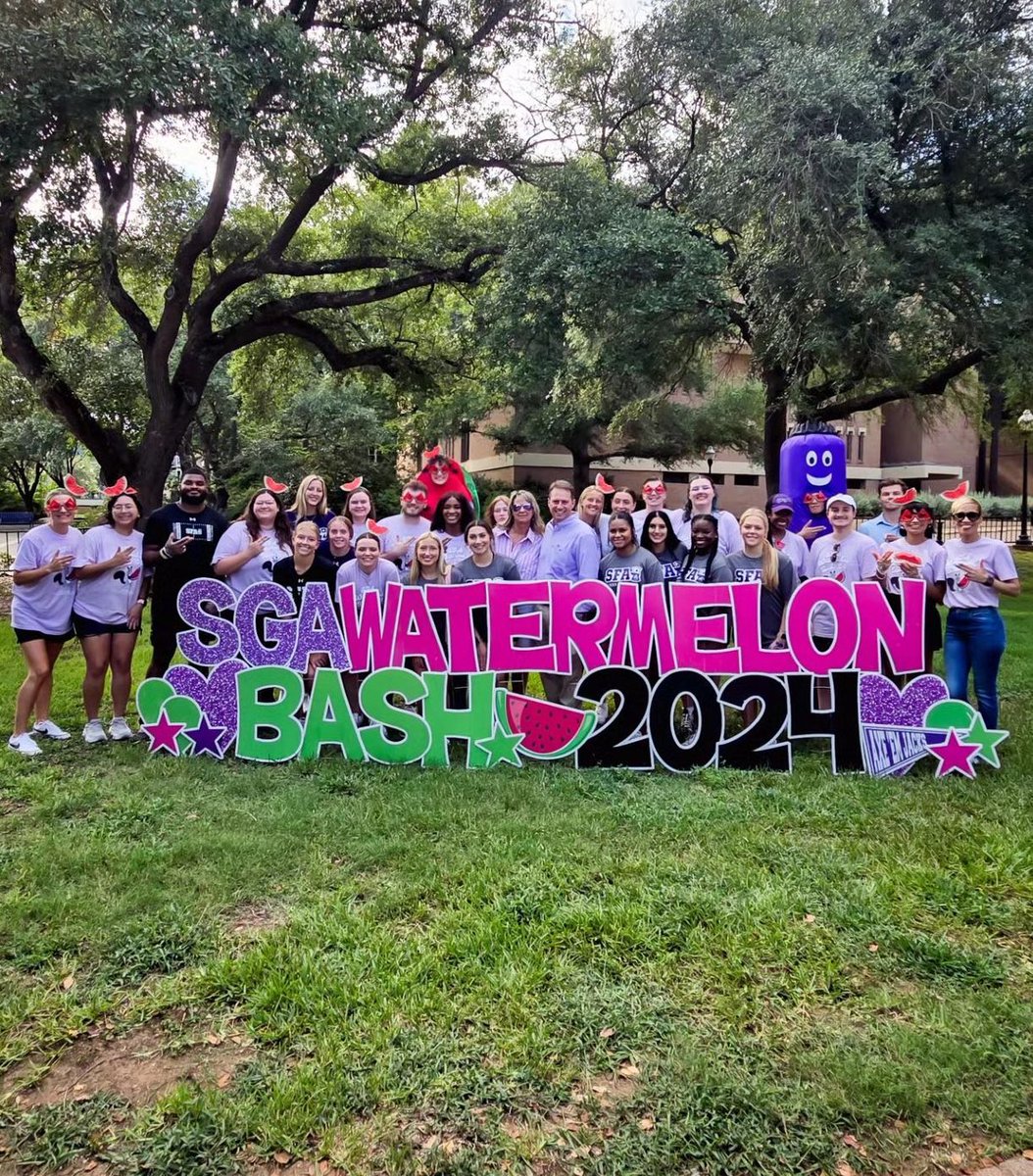 SFASU_President's tweet photo. We had a fun afternoon at the annual SGA Watermelon Bash! #AxeEn https://t.co/kR7Cod3MCk