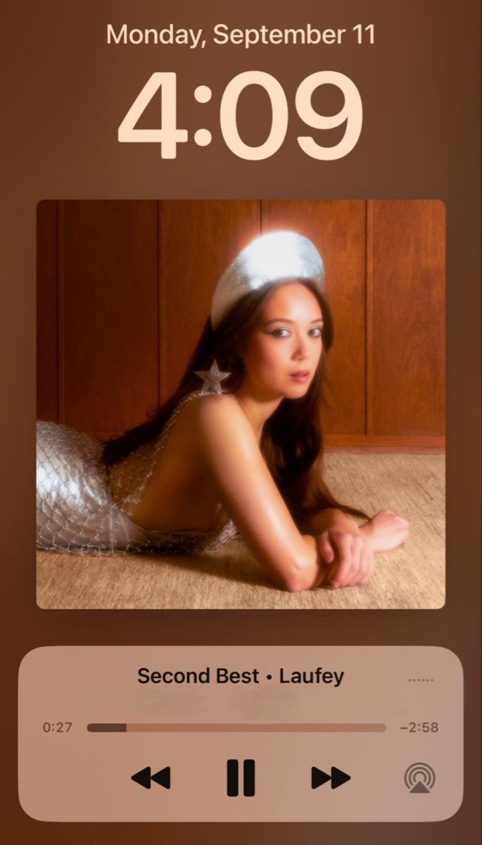 dearminguin's tweet image. au chenji | second best

donde jisung le dedica "best friend" a chenle, pero chenle quiere ser más que su mejor amigo y no sabe cómo decirlo, así que le dedica a jisung "second best"