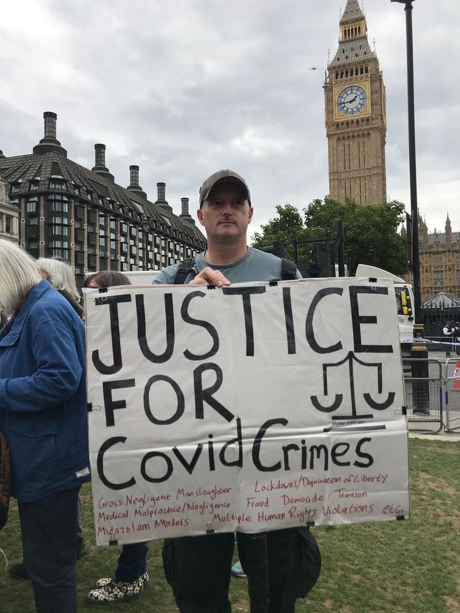 FreeWomanLeahy's tweet image. Today at the #UnitedNotDivided protest in London.