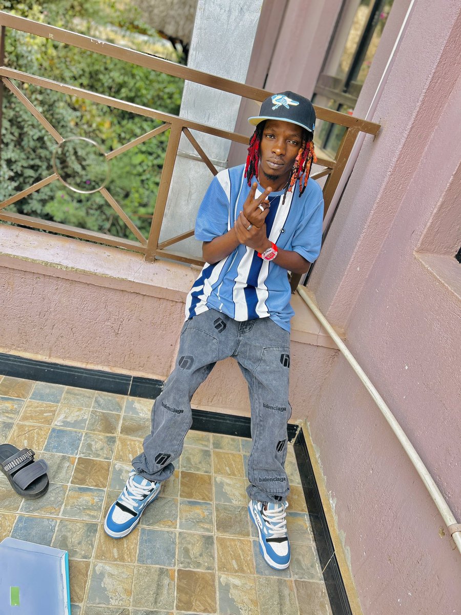 slim_jokso's tweet photo. Freedom is di goal https://t.co/Ny5lBZlPts