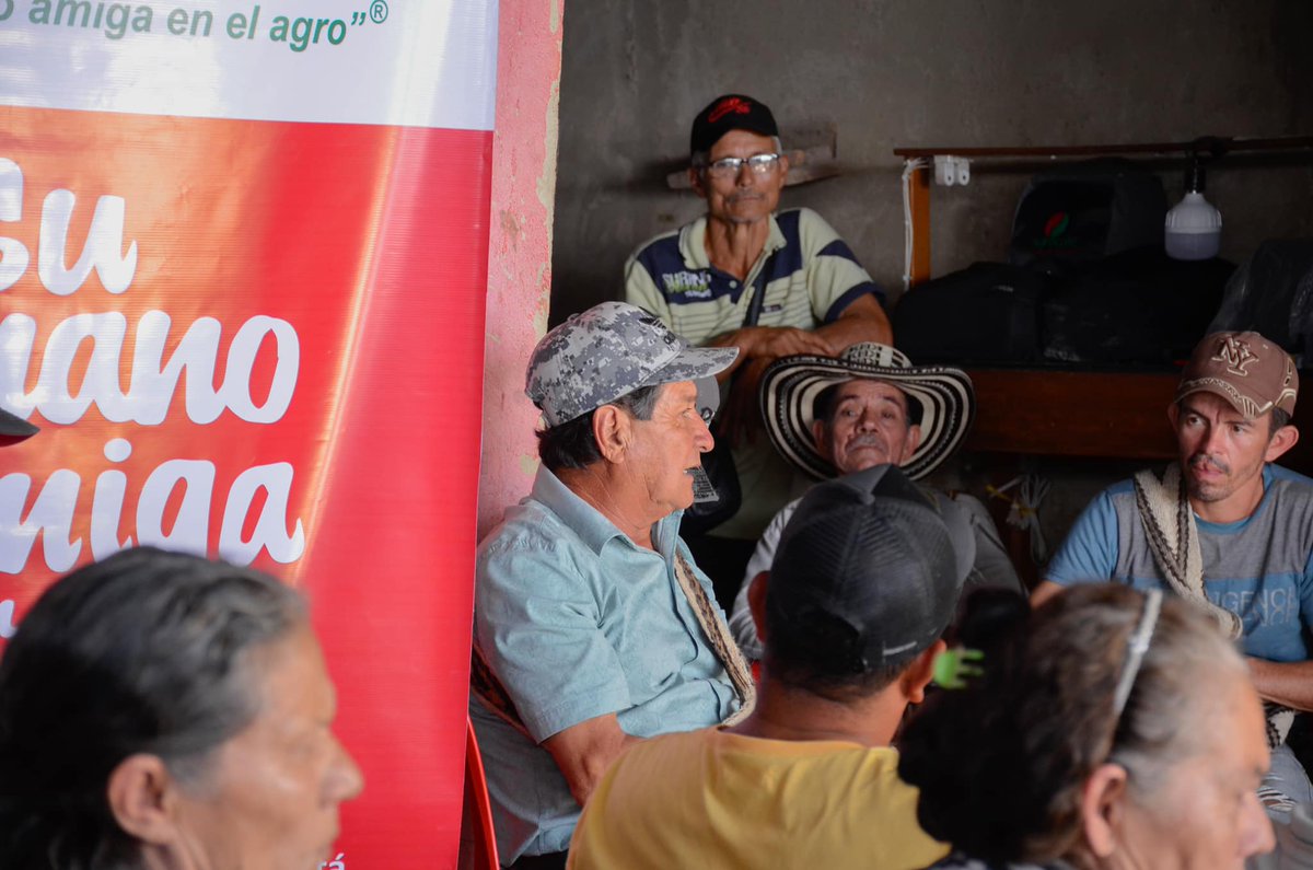 ¡Continuamos fortaleciendo juntos la Cooperativa Cafetera de la Costa! 
En el Corregimiento de Santa Clara, llevamos a cabo nuestra quinta reunión informativa, donde compartimos las estrategias que utilizaremos en la próxima cosecha que se aproxima para la región Caribe.