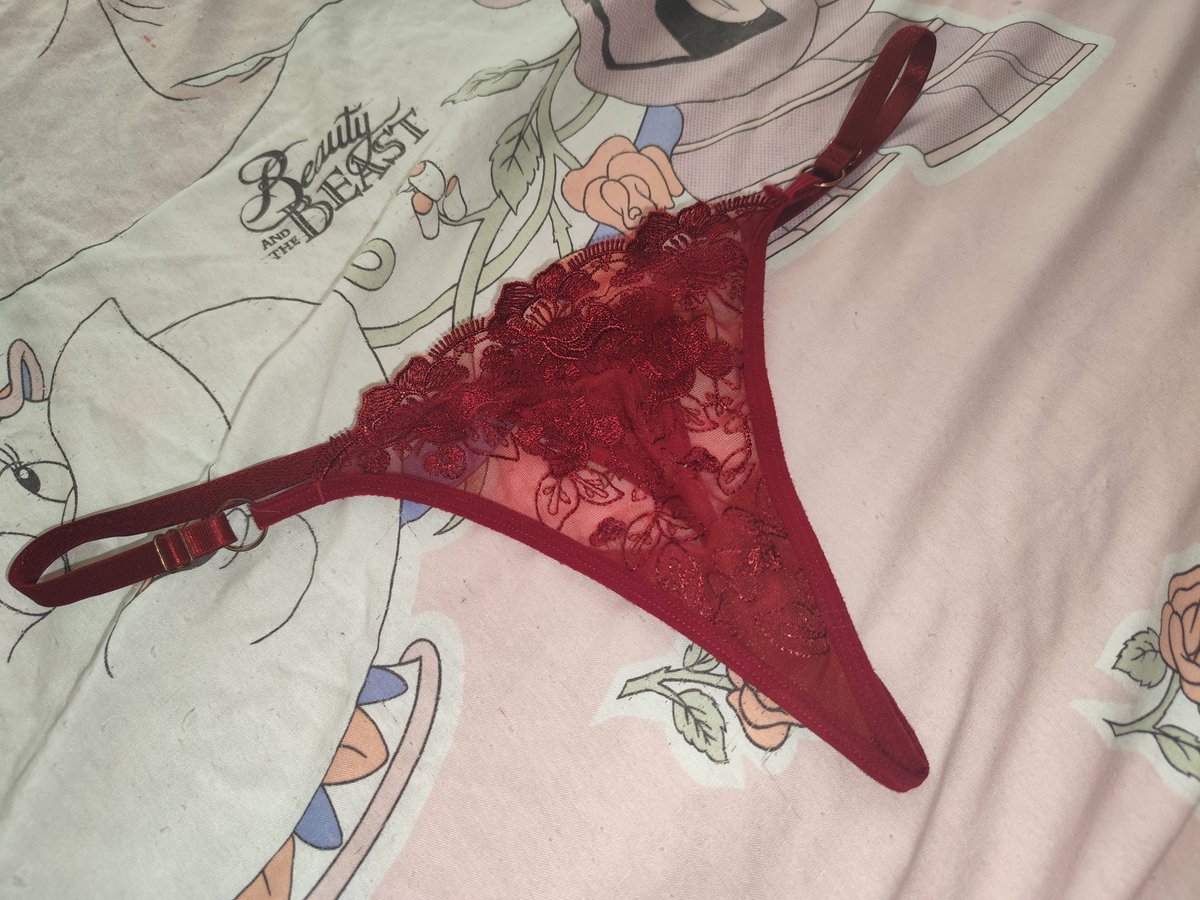 Quien lo quiere....??? 🥵🥵🥵 Hoy me tomé fotitos con este ya les muestro 😊😘😘