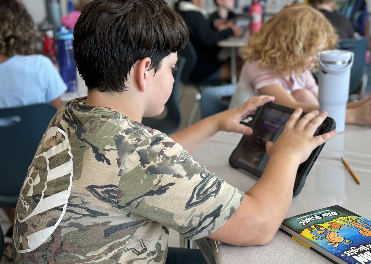 TechWithMatt's tweet image. 🎉 @mrs_mnoone is teaching @GESOtterFam 5th graders to use @canva for video editing, and their skills are shining! Get ready for an incredible GES Kid News this year—these students are going to amaze you! 🎬📚
