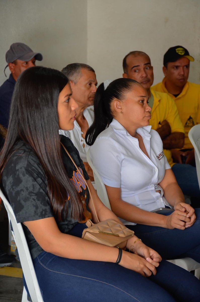 En Pueblo bello realizamos nuestra 7ma reunión informativa de la Cooperativa Cafetera de la Costa! 
Seguimos trabajando para la próxima Cosecha.