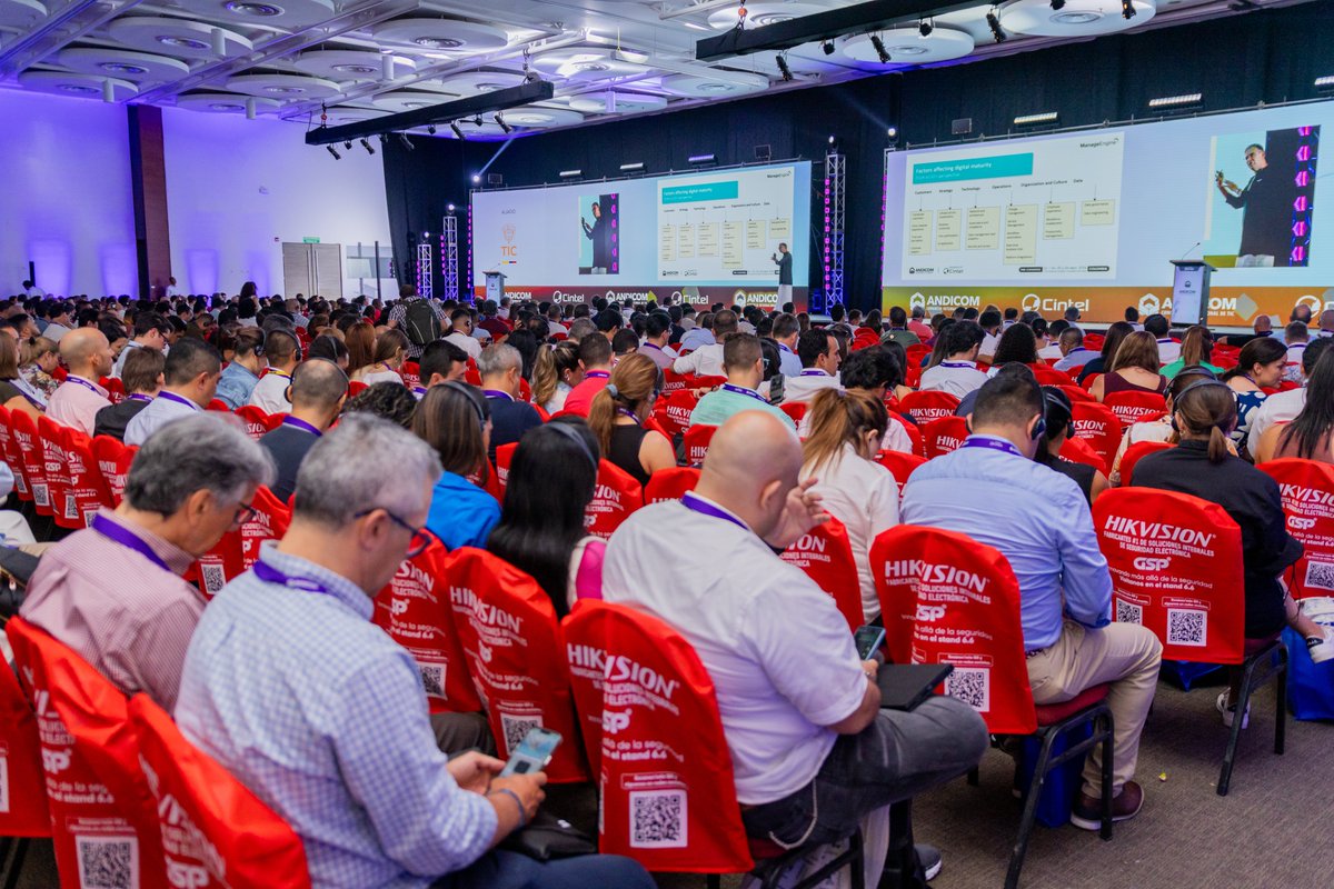 ANDICOM's tweet image. Rajesh Ganesan @rajesh05, President, Manage Engine, en su charla &quot;The Digital Transformation Journey and the Pursuit of Digital Maturity&quot;, destacó la visión de la India sobre la importancia de la educación y la aplicación de la tecnología. Explicó que en la India, existe un…