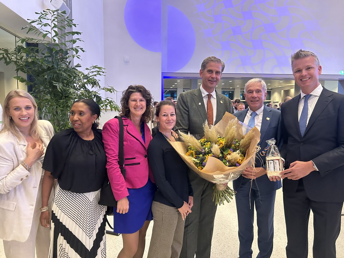 Warm welkom voor onze nieuwe Commissaris van de Koning <a href="/WouterKolff/">Wouter Kolff</a> .
