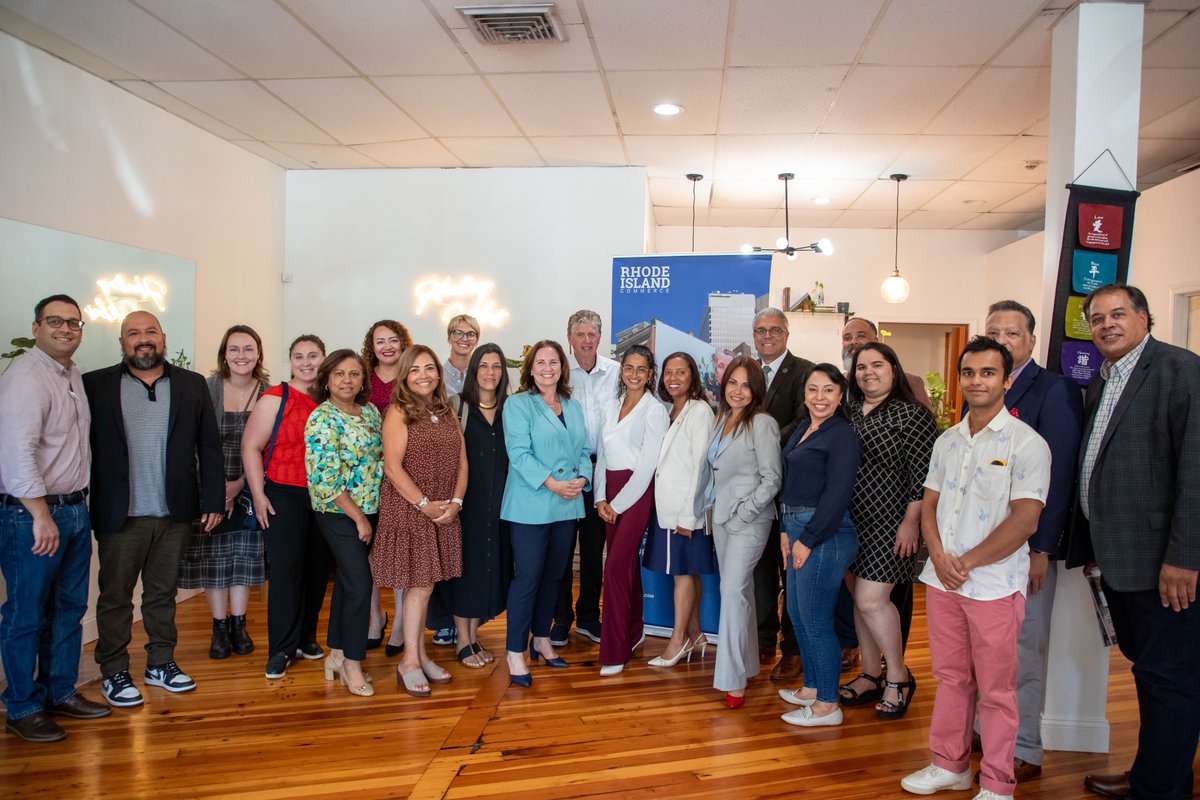 GovDanMcKee's tweet photo. 🆕Our @CommerceRI Minority Business Accelerator Grant Program will provide eligible businesses with grants of up to $20K.

Together, we'll continue building a local business community where everyone has access to the resources they need to thrive.

Apply: https://t.co/1qRL9PzMJh https://t.co/mP7A0n0YA3