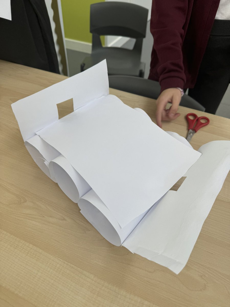 StNinians_PS's tweet image. P5/6 STEM Challenge! 

Building bridges with just paper, tape, and scissors! Will our structures hold the weight of a car? 🏗️ Let&apos;s put our engineering skills to the test! 

#STEMChallenge #FutureEngineers #CreativeProblemSolving