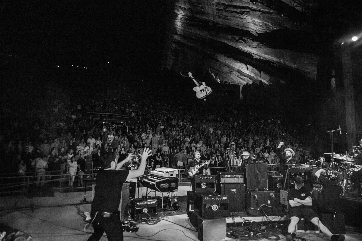 We’re counting down the days until we get to see all your faces ♥️⚡️♥️

Comment below any record shops, restaurants, or other cool things we should do at the cities we’ll be visiting!

Have you gotten your tickets yet? If not, grab yours for these special shows!