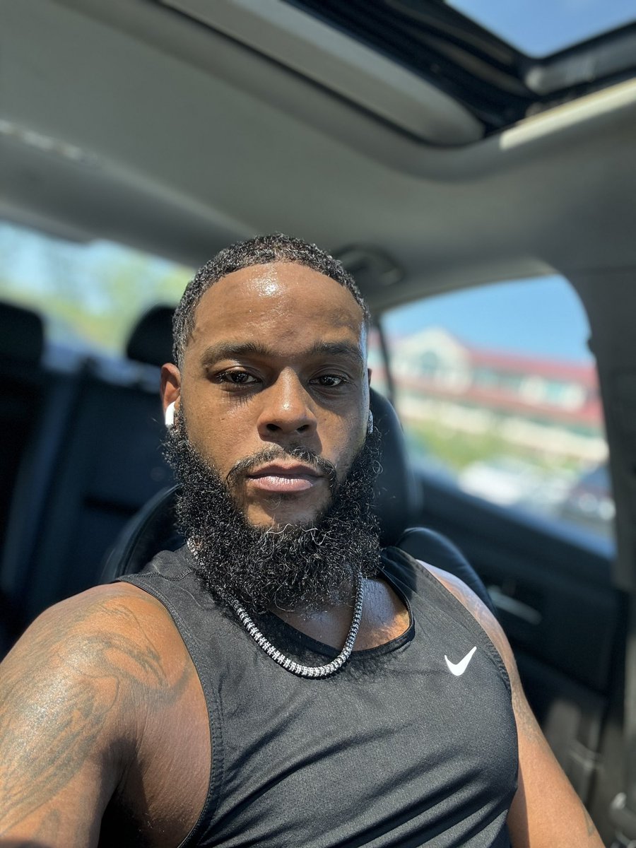 FlyTrendSetter's tweet image. Been seeing results 💪🏾