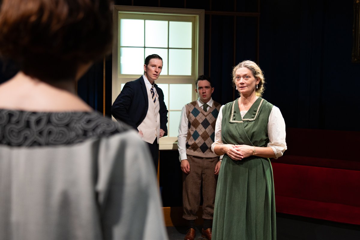 The Silver Cord @ Finborough Theatre (@silvercordplay) on Twitter photo 🎭 It's Press Night for The Silver Cord!
Take a look at our production photos showcasing the stunning costume designs by Carla Joy Evans, Alex Marker’s breathtaking set, and our talented cast bringing it all to life.
🗓 Until 28 September
📍<a href="/Finborough/">Finborough Theatre</a>
🎟 #linkinbio 🎭 It's Press Night for The Silver Cord!
Take a look at our production photos showcasing the stunning costume designs by Carla Joy Evans, Alex Marker’s breathtaking set, and our talented cast bringing it all to life.
🗓 Until 28 September
📍<a href="/Finborough/">Finborough Theatre</a>
🎟 #linkinbio