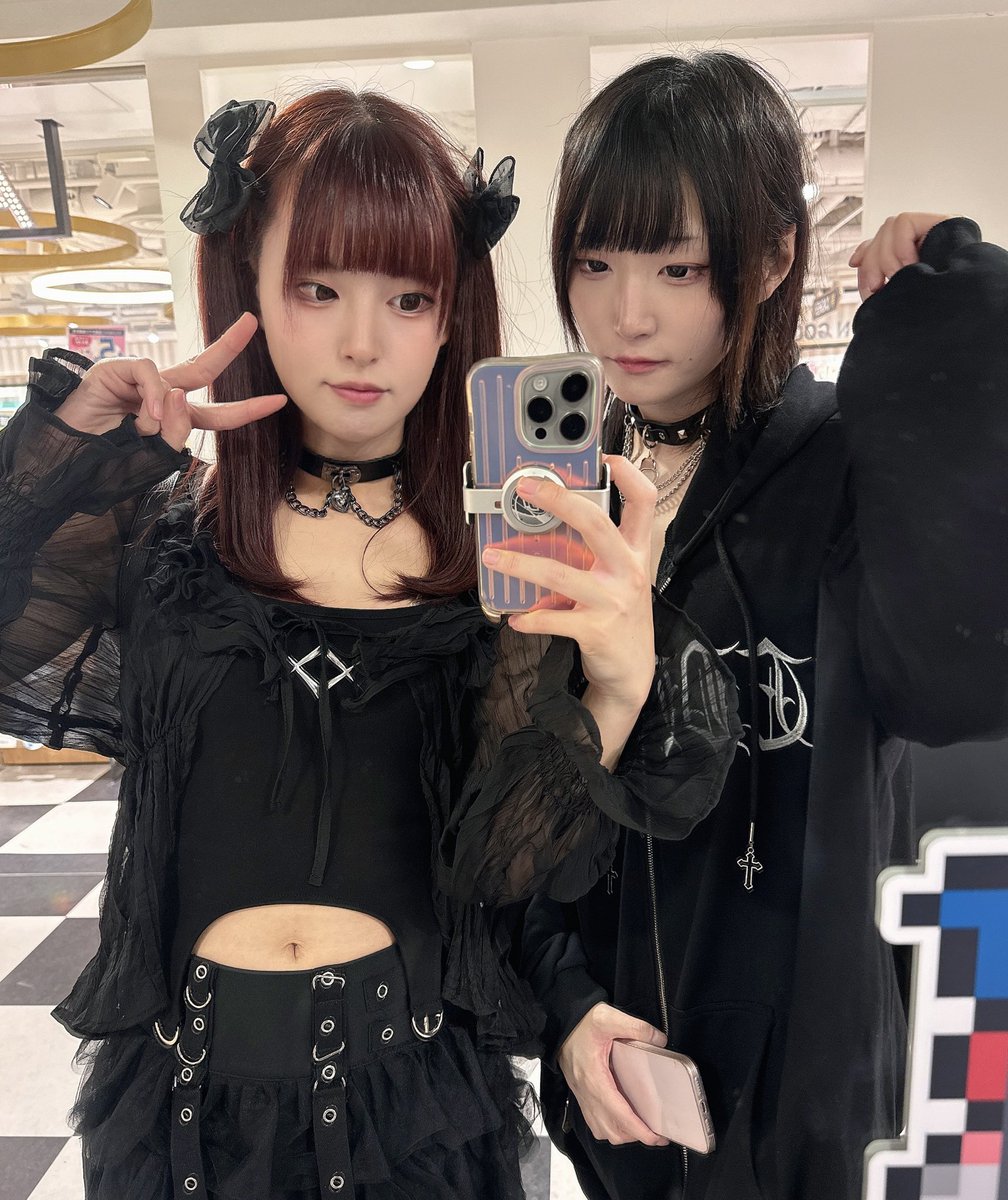 ごあいさつ
骨砕きのちゃんとちびとり2人の男の娘で
男の娘同士やコラボ作品の制作配をしております！配信は各自のTwitterよりご覧下さい！🥰な作品たくさんです❤️
🐥ちびとり <a href="/piyococo_tan/">ちびとり☀️🕊‎11/8バーイベ大阪</a>
🦴きの <a href="/honekudakino/">骨砕きの</a>