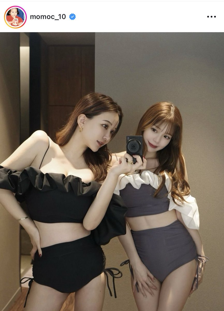 最近の美女スタグラマーたちをみるとこうやって鏡でカメラを構えるのが流行りみたいだ…