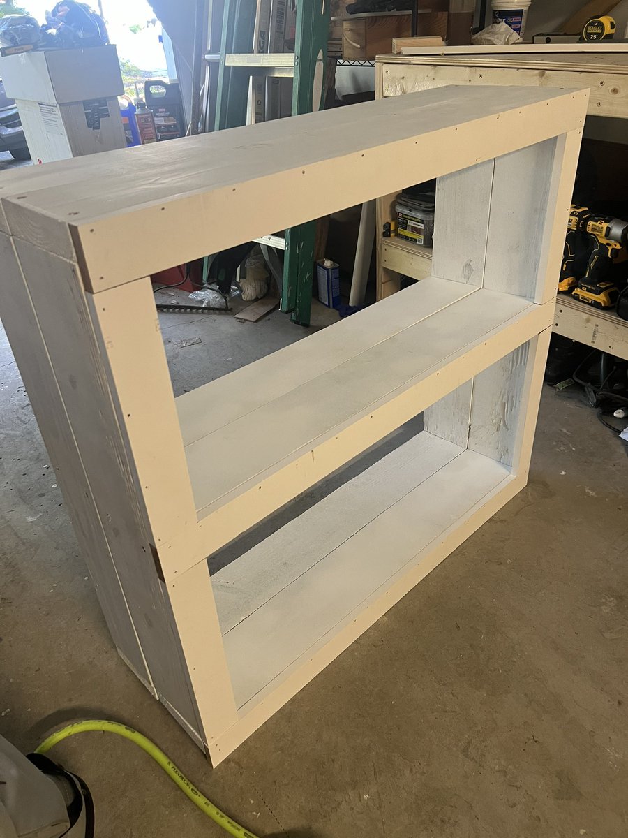 fcorriher's tweet image. Was satisfying to turn nothing into something. 🪚🗜️🔨