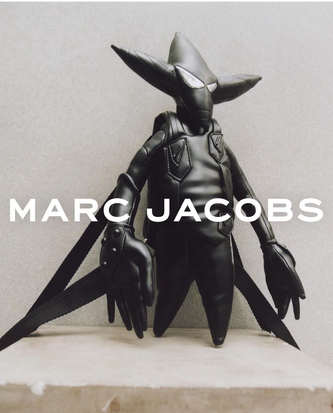 Marc Jacobs x Futura “POINTMAN” FIGURE 【公式通販】