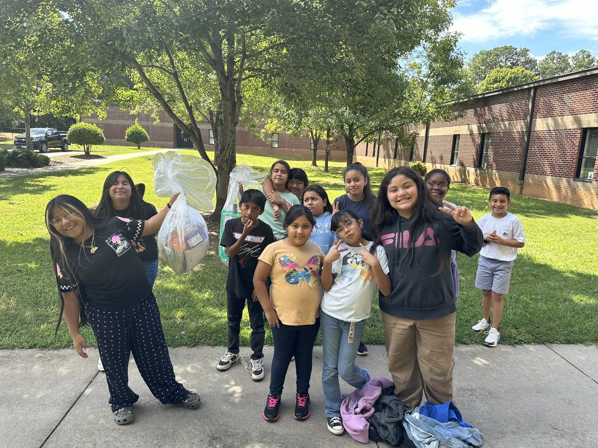 FairOaksKindnessClub tweet media