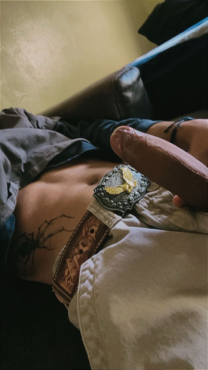milc2_0's tweet photo. Cum lick me up https://t.co/aW3tJeRki1