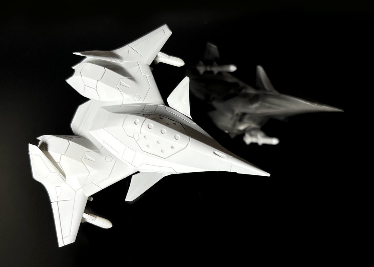 nevrender_'s tweet image. ADF-01 Falken (SD). I felt inspired to try making a chibi plane!
ADF-01 ファルケン (SD). ちび飛行機作ってみたかった!
