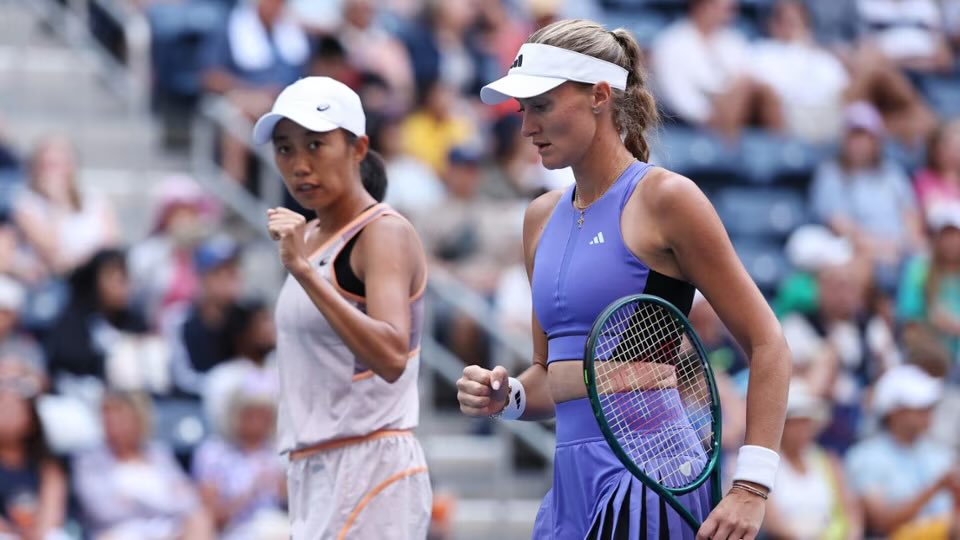 josemorgado's tweet photo. Kristina Mladenovic and Zhang Shuai (yes, the same person player that can’t buy a win in singles for almost two full years) are into the doubles final at the #USOpen after beating the Wimbledon champions. 

Such a sweet moment for them.

Tennis is amazing. https://t.co/JgNc70FufK