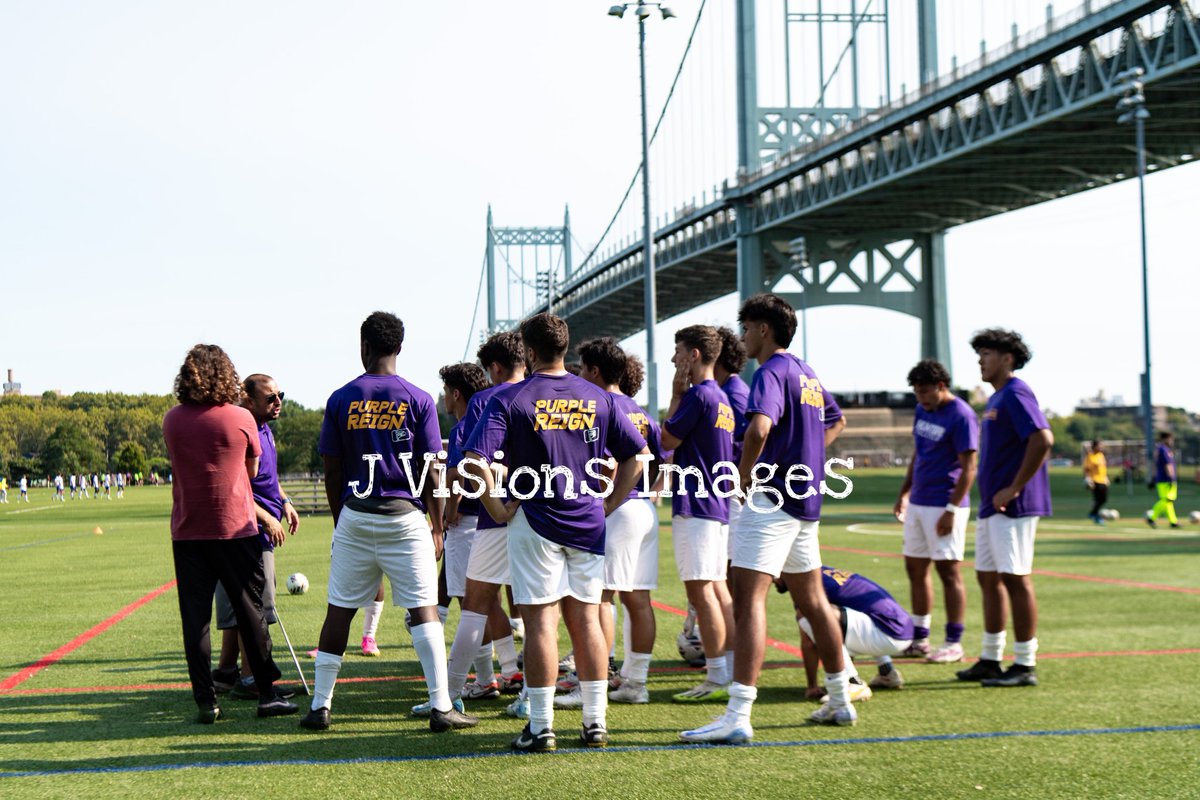 Photo_JohnJones's tweet photo. Hunter College men’s soccer hosts the United States Merchant Marine Academy at Randalls Island Park in New York
#huntermsoc #huntermenssoccer #hunterhawks #huntersoccer #njsoccer #nysoccer #soccer @HunterAthletics https://t.co/rJtu9utI56