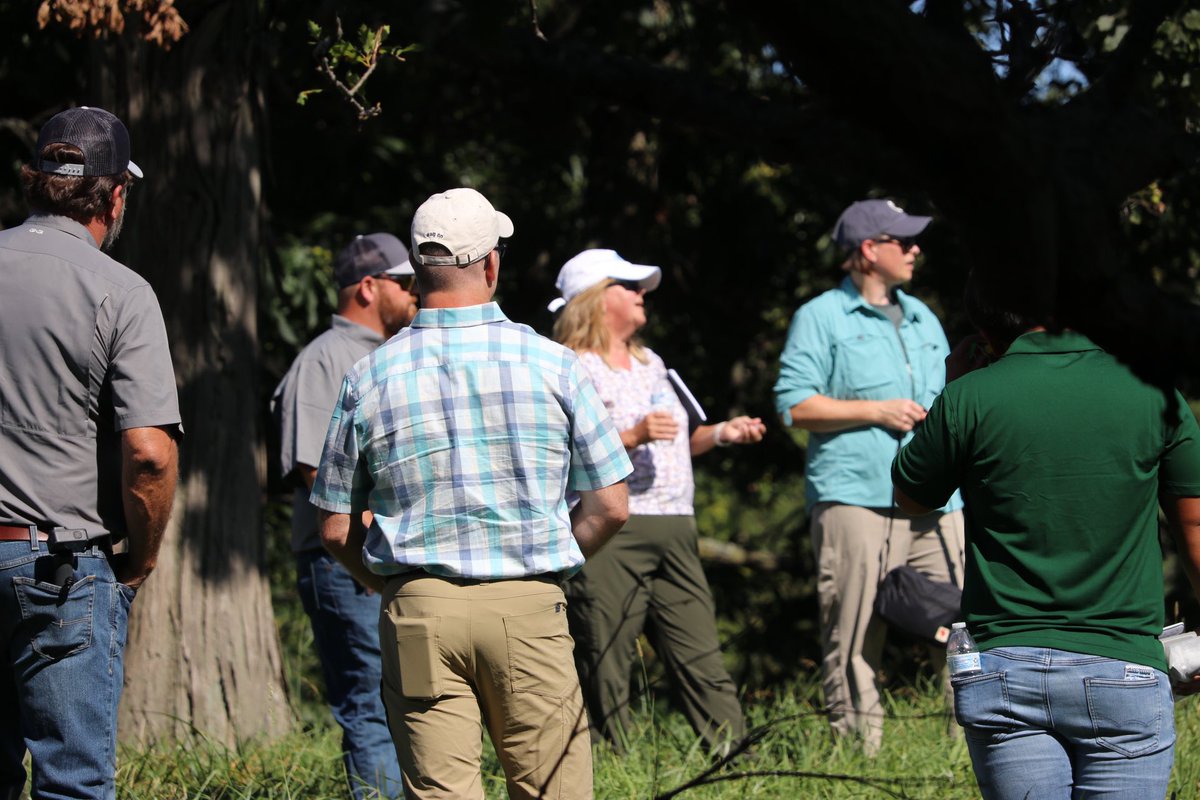 NAICC and WSSA is sponsoring the WI Farm Tour with a focus on endangered species. Stops included Great Lakes Ag Research, Greendale Farms, and Coloma Farms. Special guests are from EPA-OPP, FWS and NRCS.