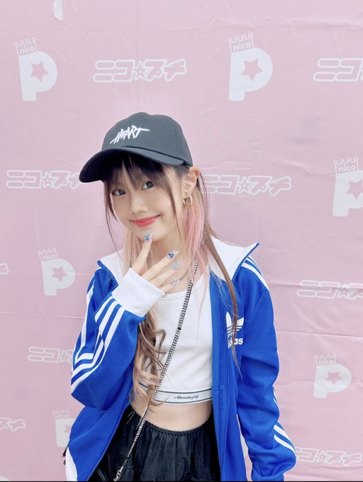 Twitterのコスプレ画像15