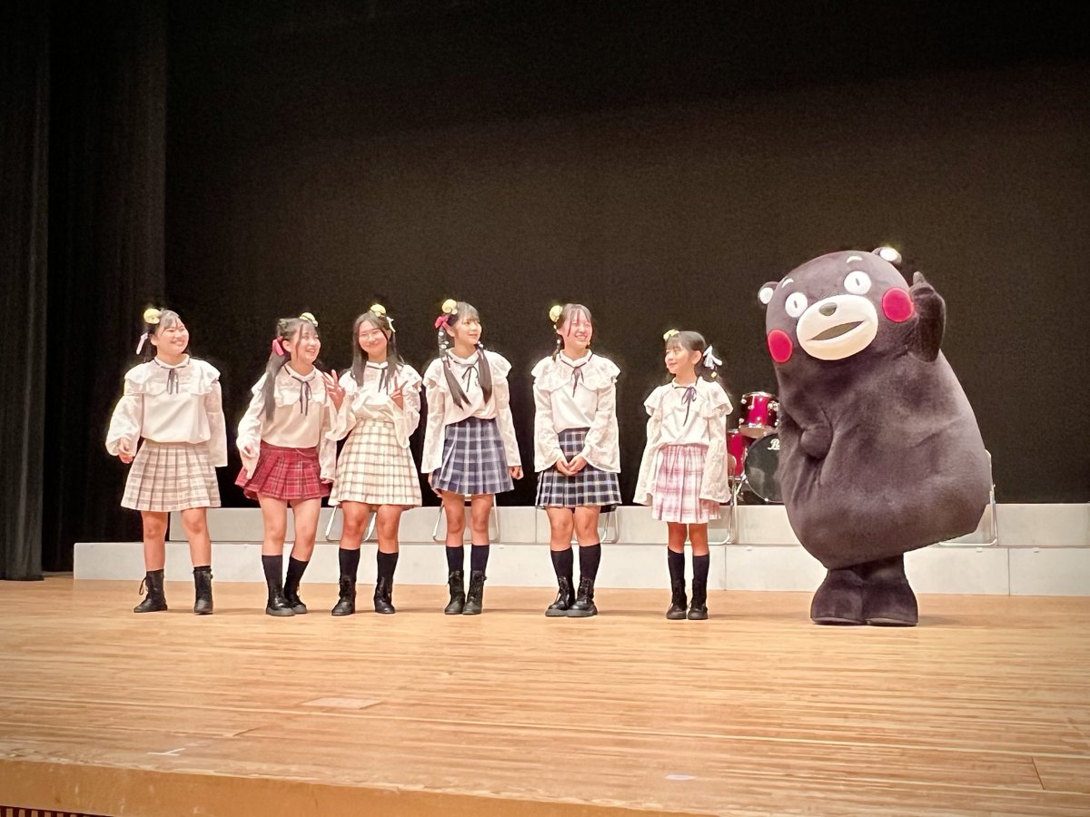 nagom_in's tweet image. 並んでると意外と違和感の無いくまモン…炭坑ガールズに入らないかな(入りません🙅‍♂️ｷｯﾊﾟﾘ

(2024/09/01)
あらお防災フェスタ
防災コンサート(小ホール)
くまモンステージ
荒尾総合文化センター

#くまモン

#炭坑ガールズ
#しょうこ
#ゆい
#まお
#ももか
#かほ
#ことね