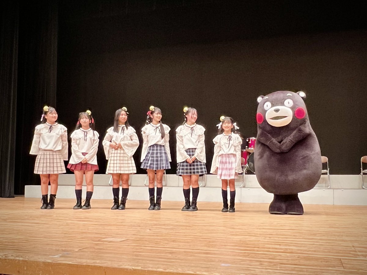 nagom_in's tweet image. 並んでると意外と違和感の無いくまモン…炭坑ガールズに入らないかな(入りません🙅‍♂️ｷｯﾊﾟﾘ

(2024/09/01)
あらお防災フェスタ
防災コンサート(小ホール)
くまモンステージ
荒尾総合文化センター

#くまモン

#炭坑ガールズ
#しょうこ
#ゆい
#まお
#ももか
#かほ
#ことね