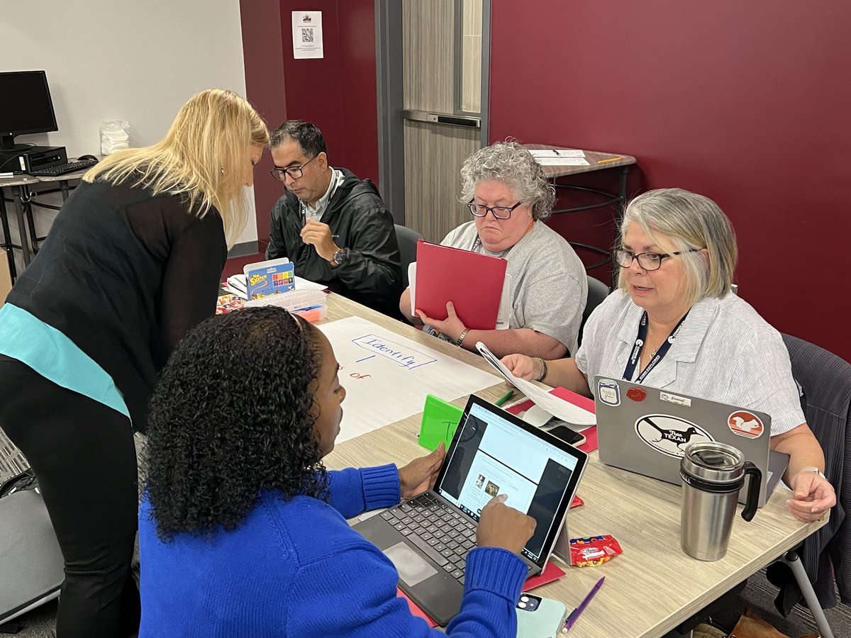 Monje Atlow tweet media