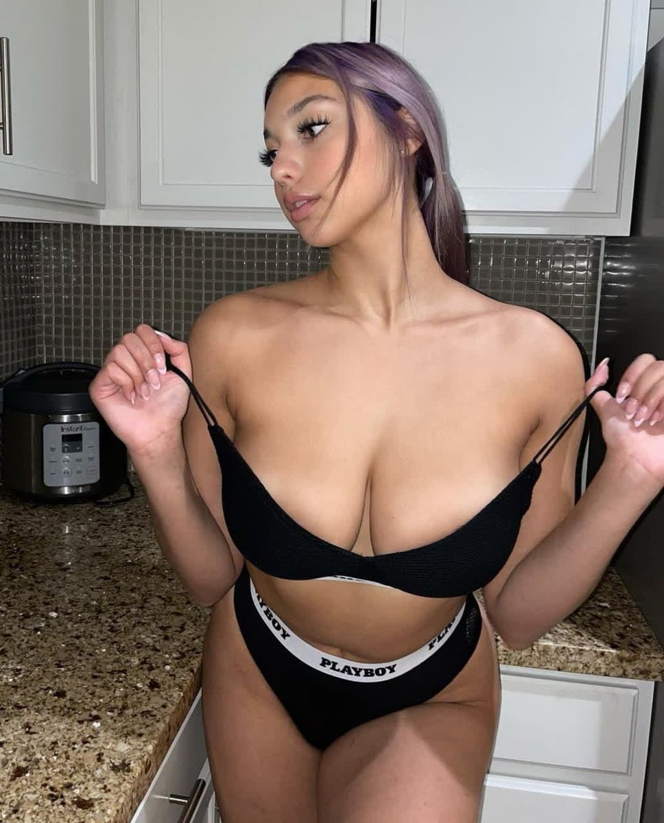 Sunshine, I miss socializing so much. Write to me, I don't bite

🤪yourdream.top/zara_moon/  
My OF for FREE for YOU 
💕 onlyfans.com/zara_moon/c1