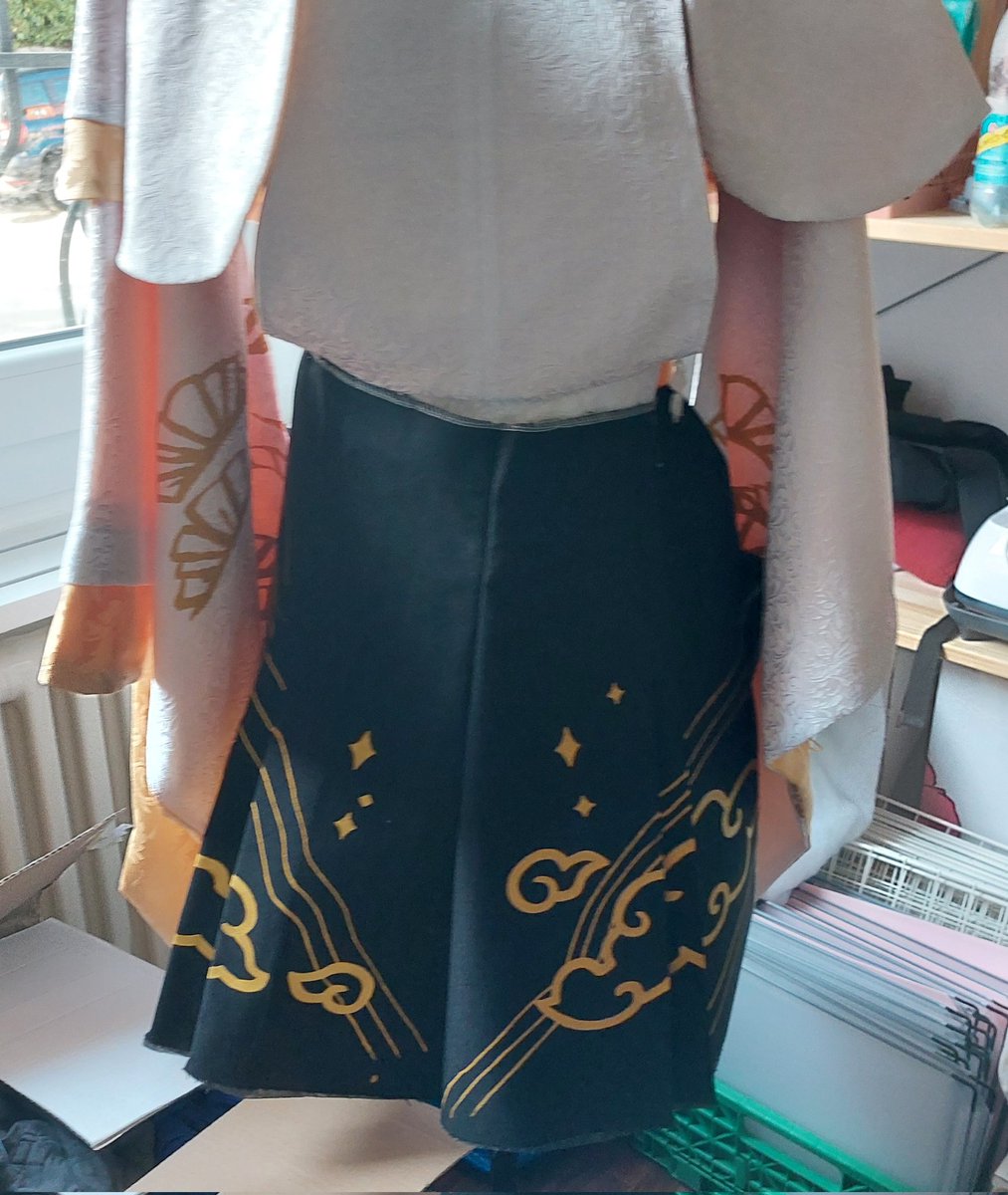 _ShuuKun_'s tweet photo. This guy is giving me so much work 😵
#onmyoji #ootengu #少羽大天狗 #大天狗 #jrootengu #cosplay #cosplaycostume #コスプレ #コス https://t.co/Q9U4N7sCoe