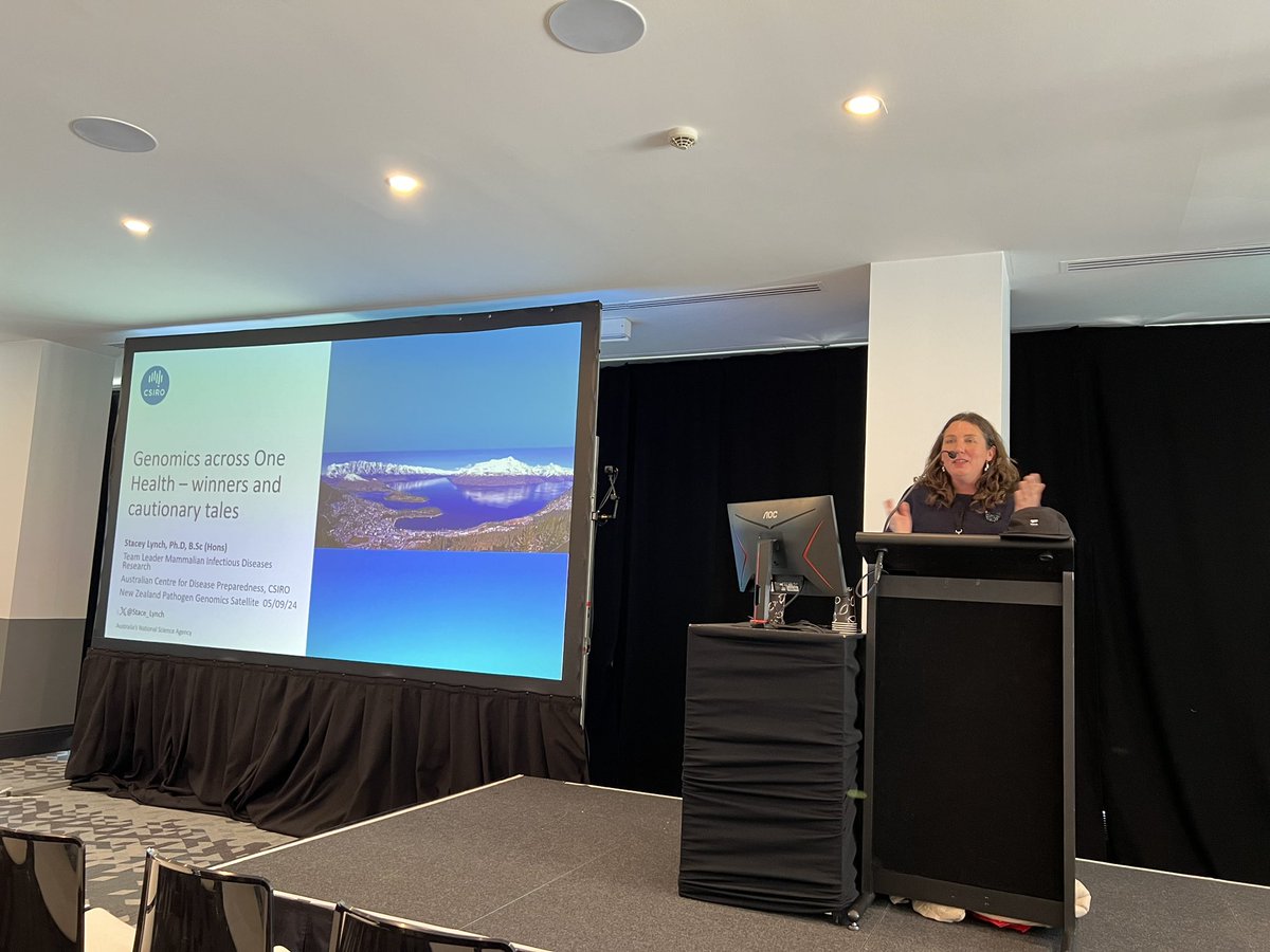 Up now is <a href="/stace_lynch/">Stacey Lynch-Allen</a> from <a href="/CSIRO/">CSIRO</a> talking everything #Genomics across #OneHealth - winners &amp; cautionary tales 
#QRW2024