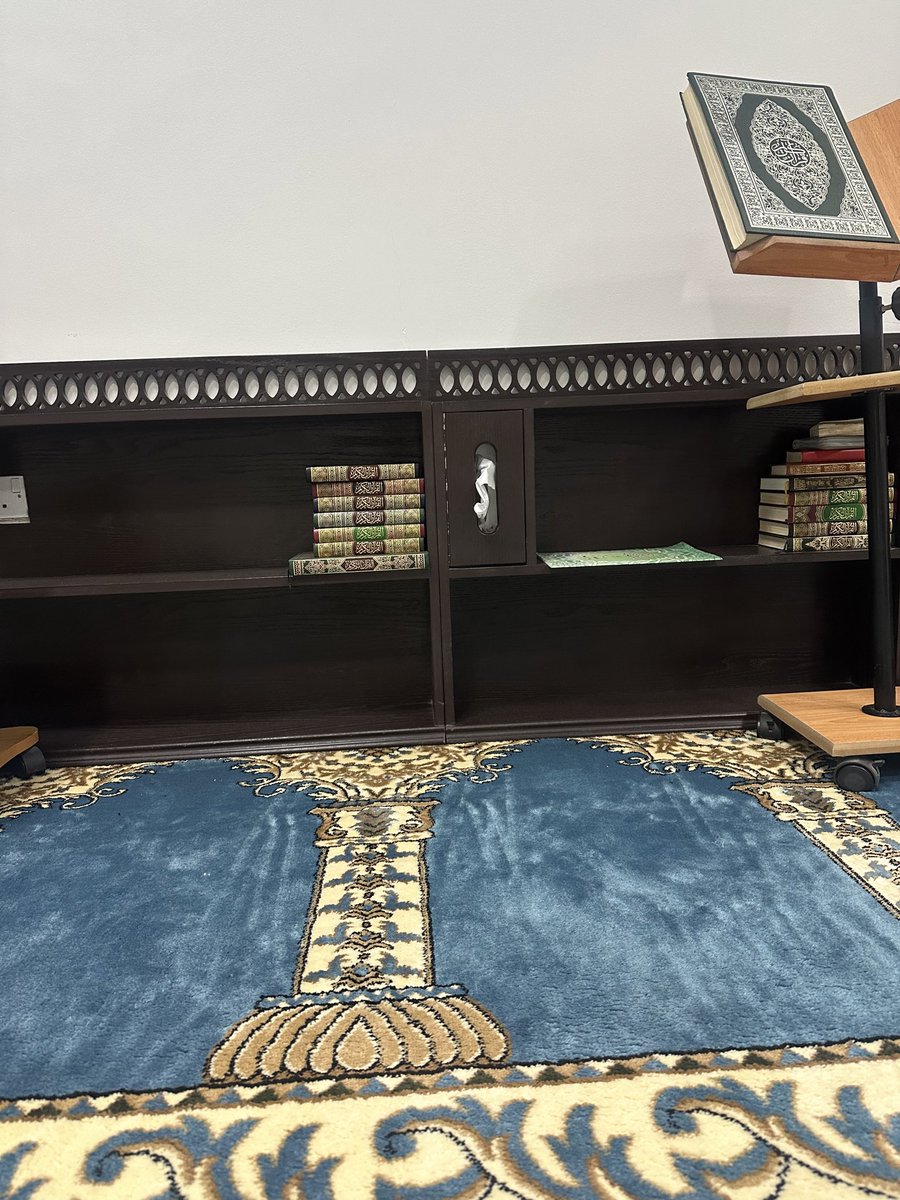 مع صلاة الفجر:
اللهم لا ترد لنا دعاء
ولا تخيب لنا رجاء
ولا تسكن أجسامنا داء
ولاتشمت بنا الاعداء 
وٱدفع عنا كل هم و غم و 
بلاء
اللهم ارحم موتانا واشف مرضانا وكل مسلم 

الصلاه خيرا من النوم
ركعتين الفجر خيرا من الدنيا وما فيها

#صلاه_الفجر