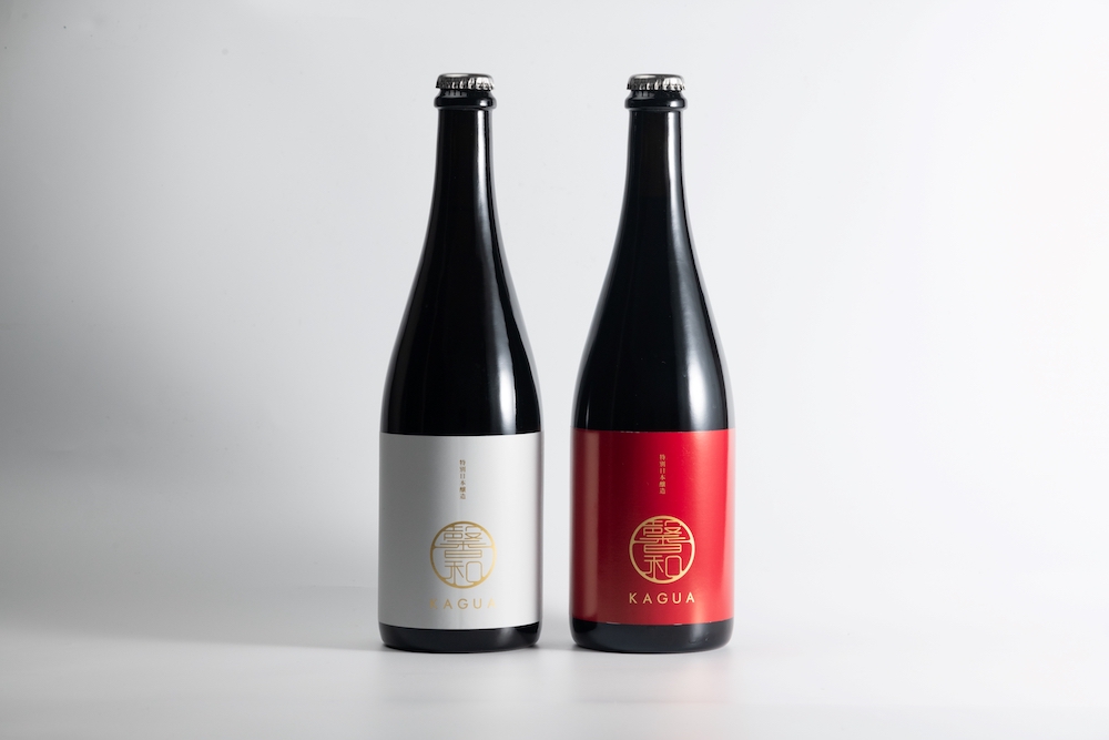 beergirl_net's tweet photo. 【気になる】“和のビール”「馨和 KAGUA」が国内製造に初挑戦！ラベルも特別に🍺

Far Yeast Brewing が13周年を迎えることを記念し、人気シリーズ『馨和 KAGUA』の自社醸造に挑戦。オリジナルレシピを踏まえながら、自社醸造ならではの味わいが生まれたとのこと。贈り物にも◎
https://t.co/cfH7oIE4t4 https://t.co/nswT7Ysg0l