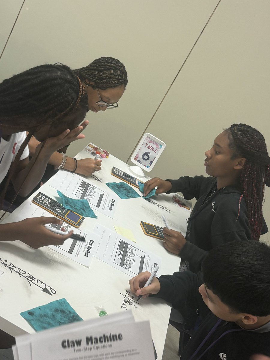 brokerbrhymes's tweet image. So proud of our Trojans! They accepted the challenge and attended after school tutorials. The willingness to go above and beyond speaks volume. #challengeaccepted #forwardmovement @TeagueMS_AISD