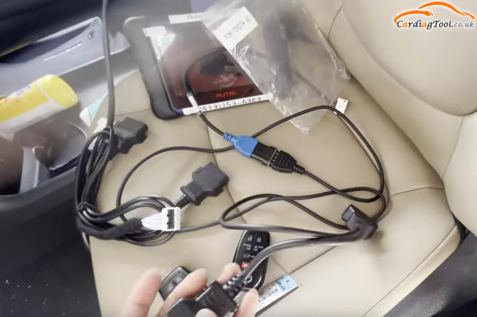 CardiagtoolUK's tweet image. Add Program Smart Proximity key Fob on 2024 Toyota Sienna Hybrid w/ 30Pin Obdstar Autel IM508 ✅✅✅
📸Auto Purlieu
cardiagtool.co.uk/obdstar-toyota…
#im508 #autelim508 #AddKey #SmartKey #toyotasienna #OBDSTAR