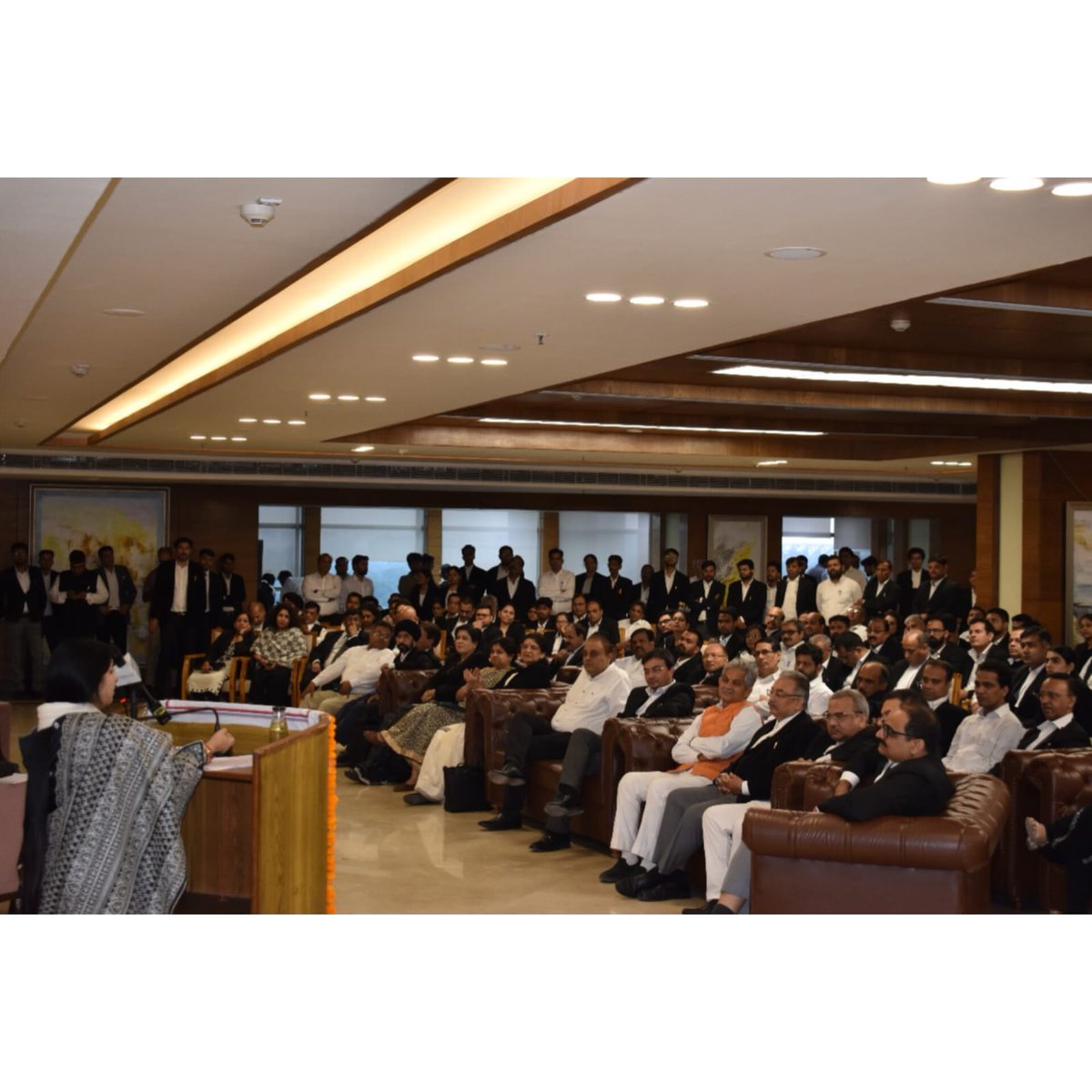 Highlights of the Study Circle held on 30.08.2024 organised by DHCU. Chief Guest was HMJ Swarana Kanta Sharma, Judge DHC amongst Other speakers Professor Dr. Ritu Gupta,(NLU Delhi) &amp; Sh. Shiraz Quraishi.The day ended with a Vote of Thanks from Sh. Pradeep Arya(Pres.DHCU)