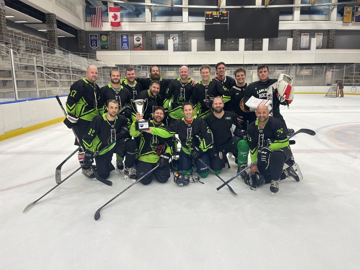 SenecaHAHL's tweet photo. We have a new Bronze B Champion!  After a couple heartbreaking losses in past postseasons, The Dark Stars get the job done tonight in Game 2 with a 4-2 win over the Space Rangers!  Congratulations boys! https://t.co/hzSmObeQah