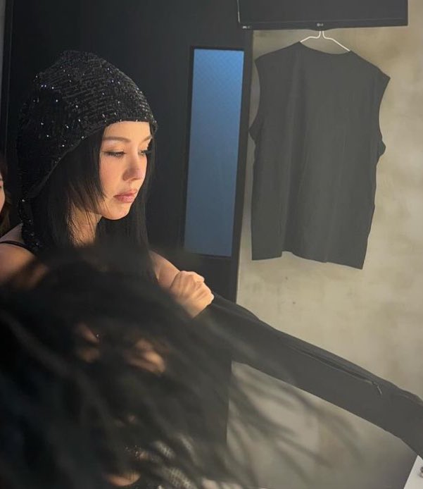 นานๆทีคนสวยจะรับงานปิด ทุกทีเห็นขึ้นแต่คอนเสิร์ต