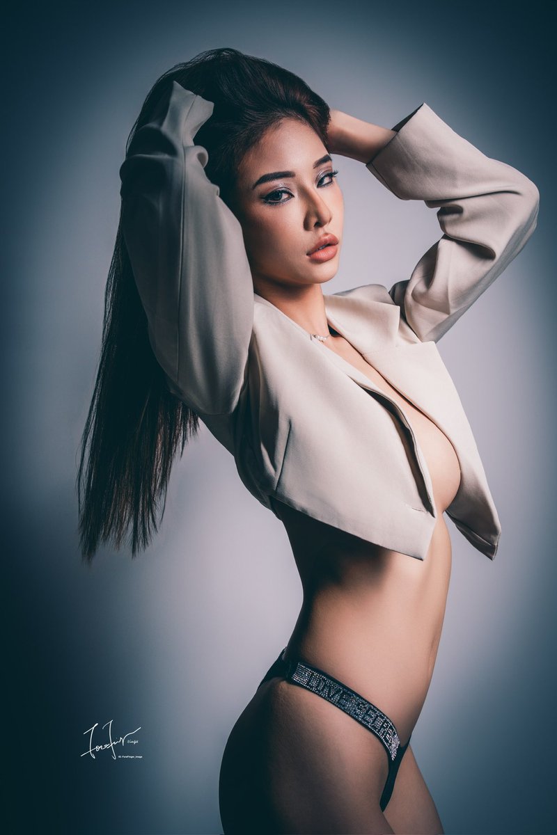 FingerFore's tweet photo. Jessie

歡迎合作拍照

https://t.co/c9F8b5mkL0

#portrait #portraitphotgraphy #写真 #人像 #人像攝影 https://t.co/IBBb5OB8wx