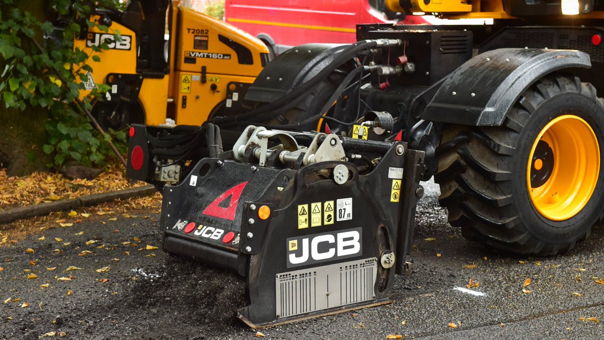JCB tweet media